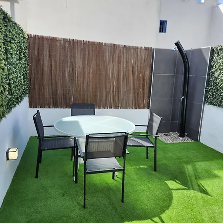 Del Sol بلايا ديل إنغلز